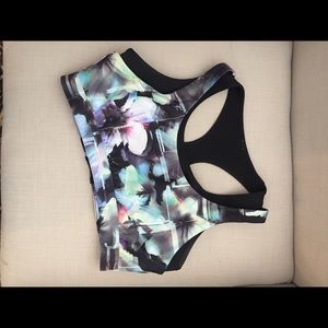 Fabletics sports bra L